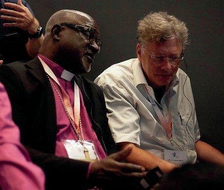 Twee mannen in gesprek